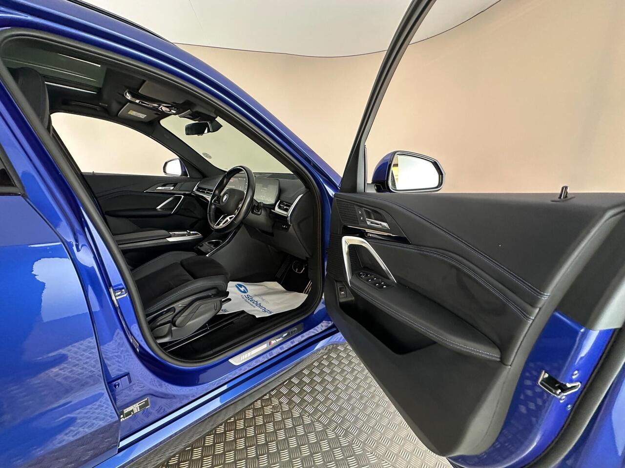 BMW iX1 KP23URK