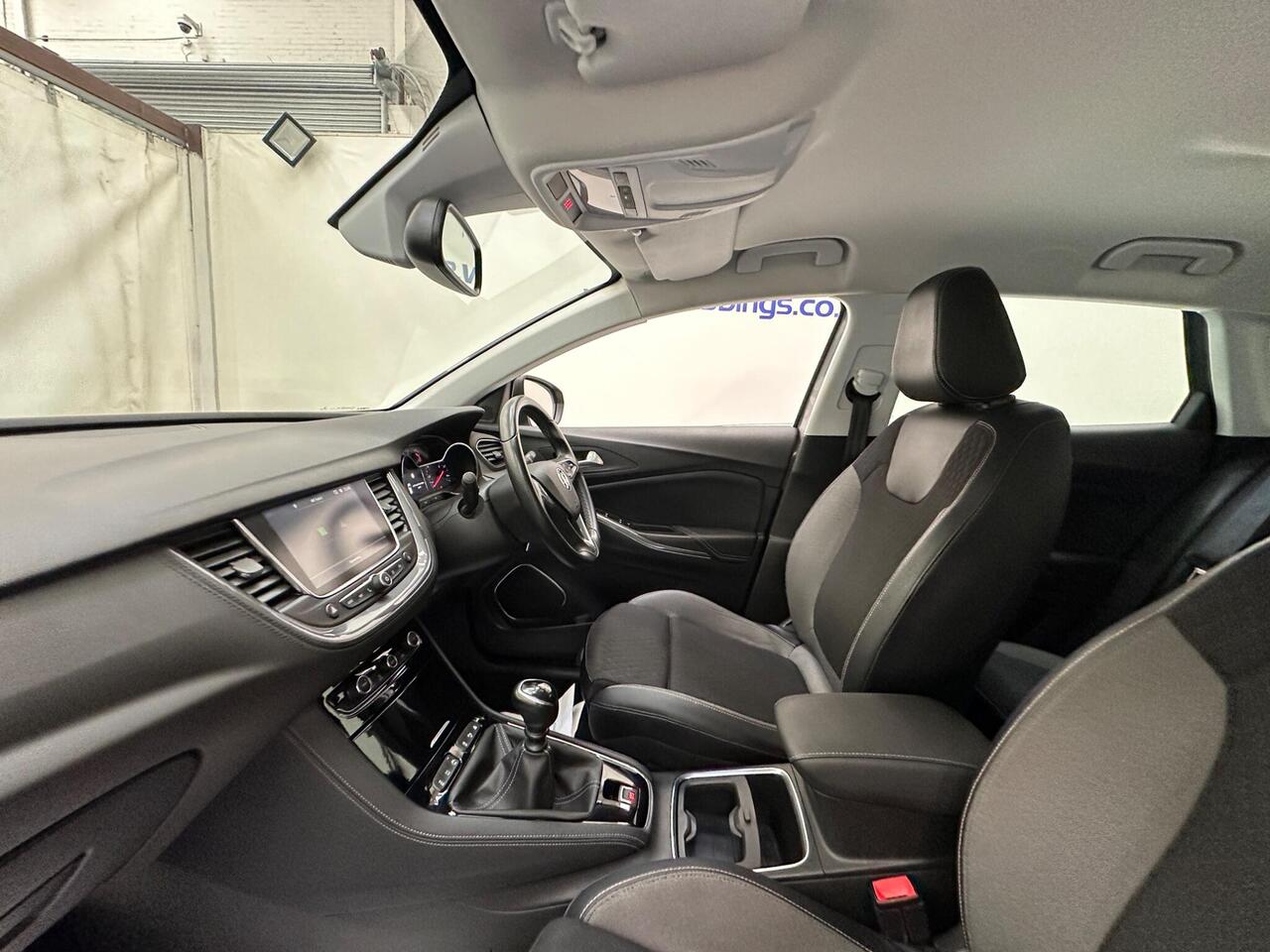 Vauxhall Grandland X EX19SXR