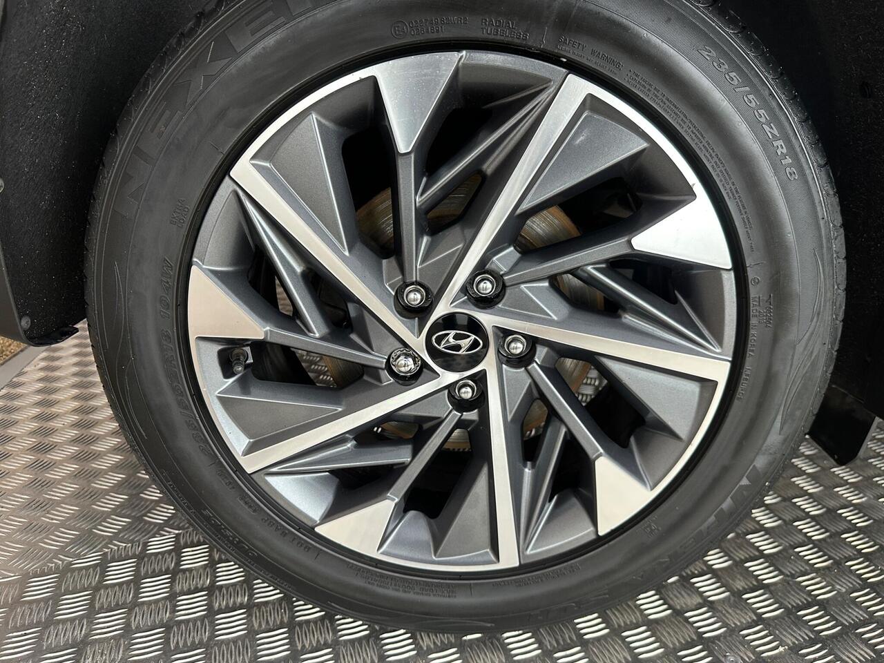 Hyundai TUCSON DU71XLC