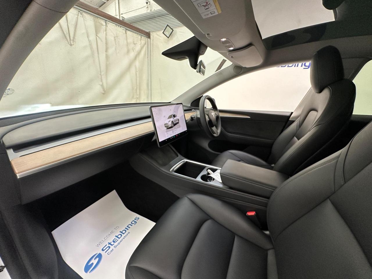 Tesla Model Y AJ22CZU