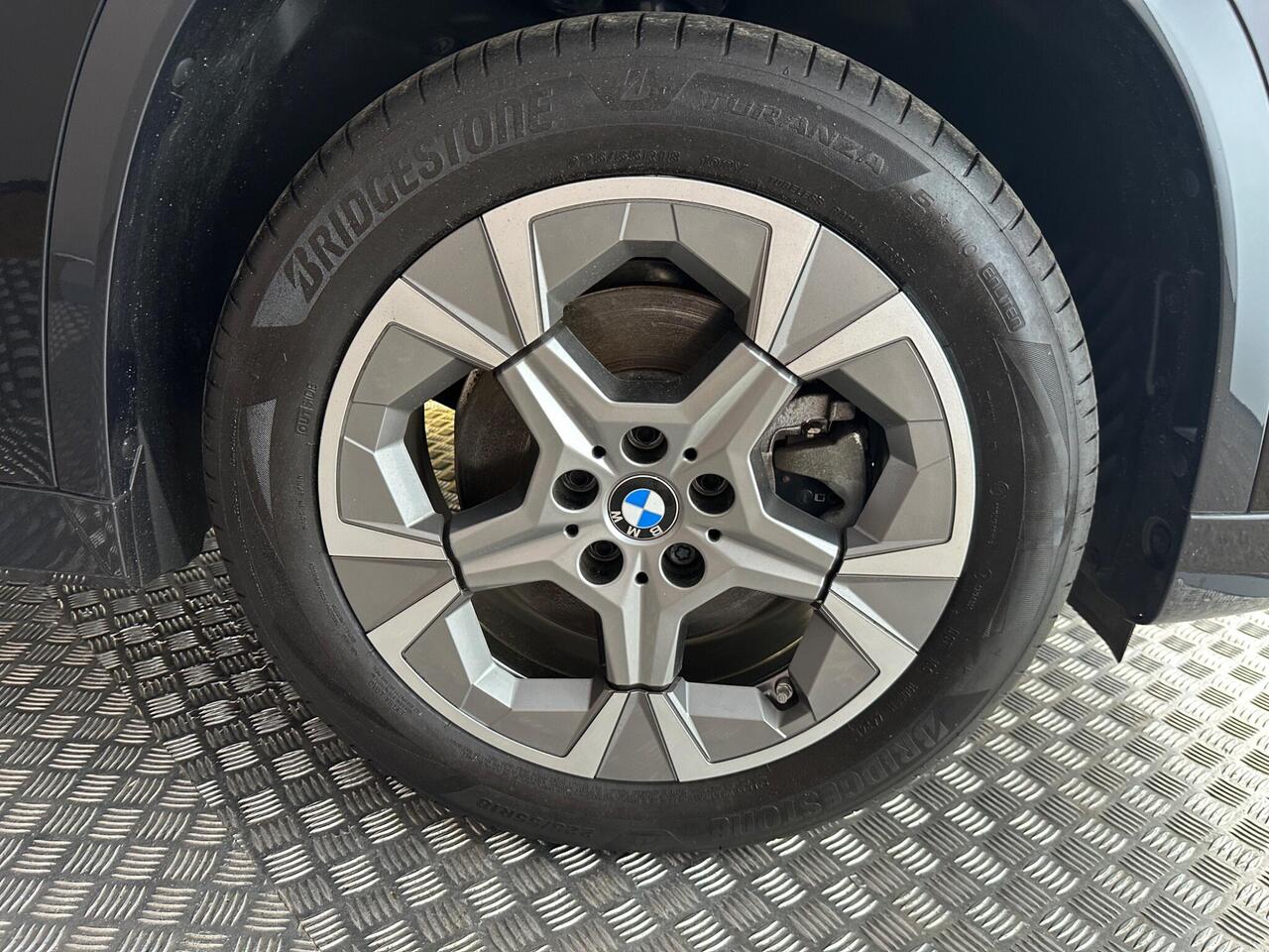 BMW X1 GX25HDD