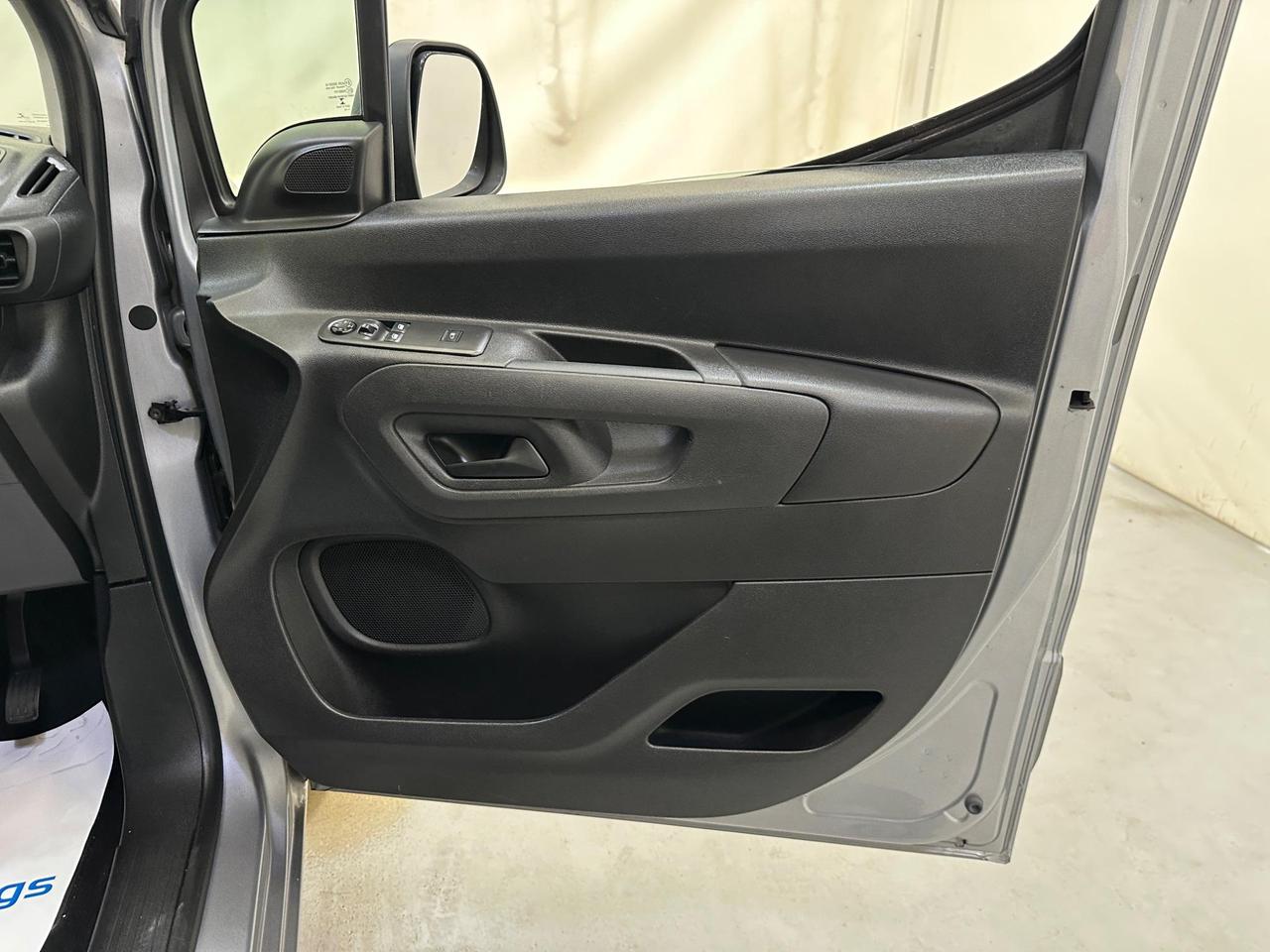 Vauxhall Combo WM19WRK