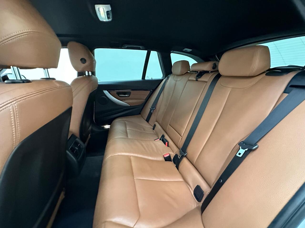 BMW 3 Series LG66UGK