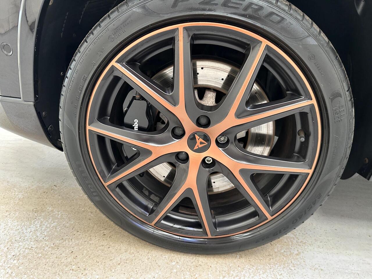 SEAT CUPRA Ateca AX19VKU