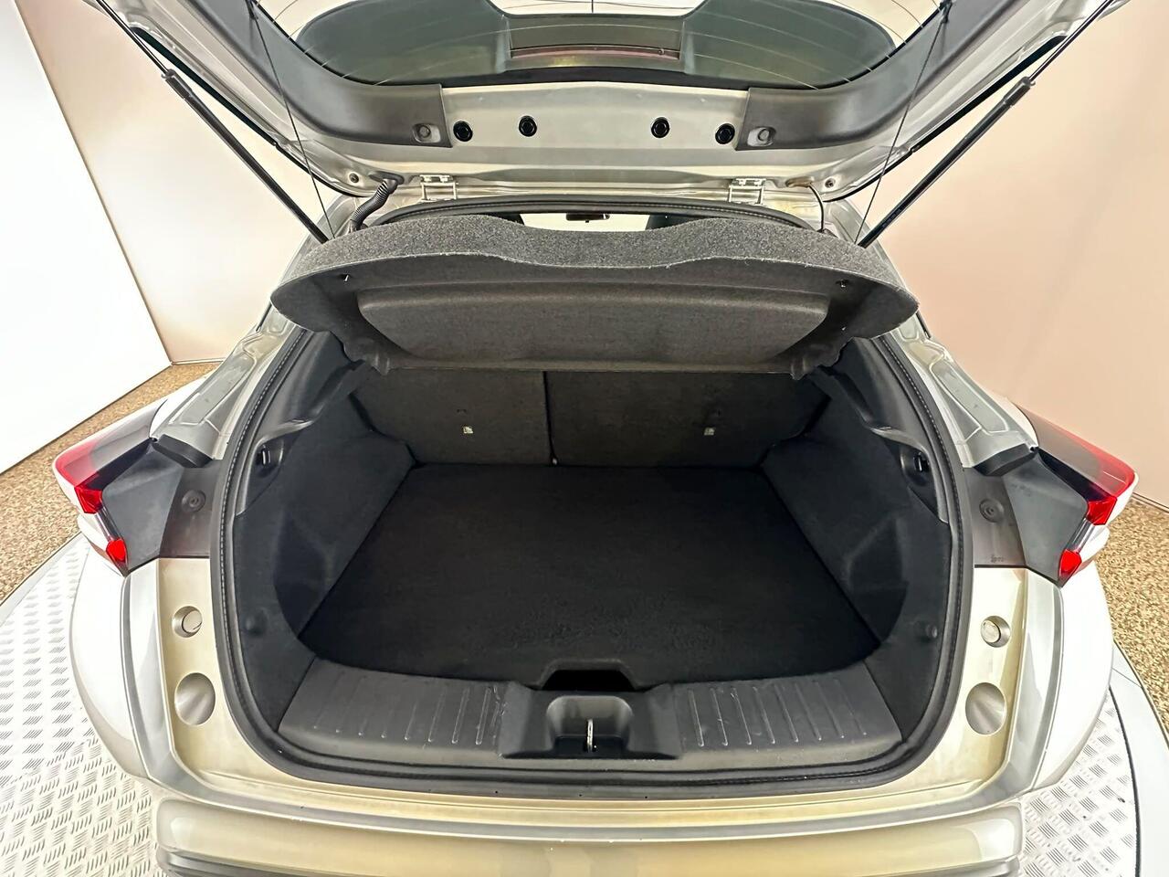 Nissan Juke AF70RHE