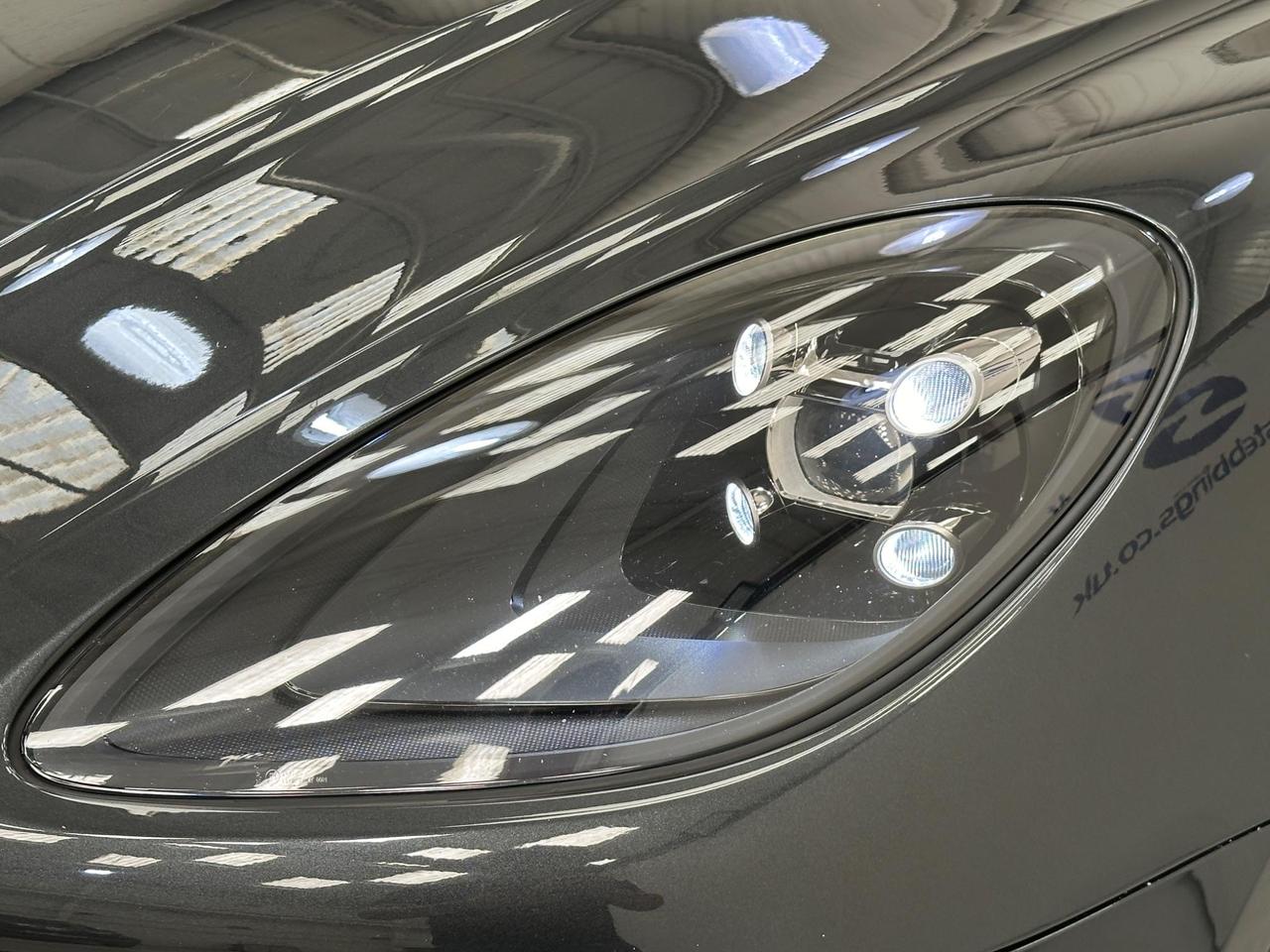 Porsche Macan AE69ODL
