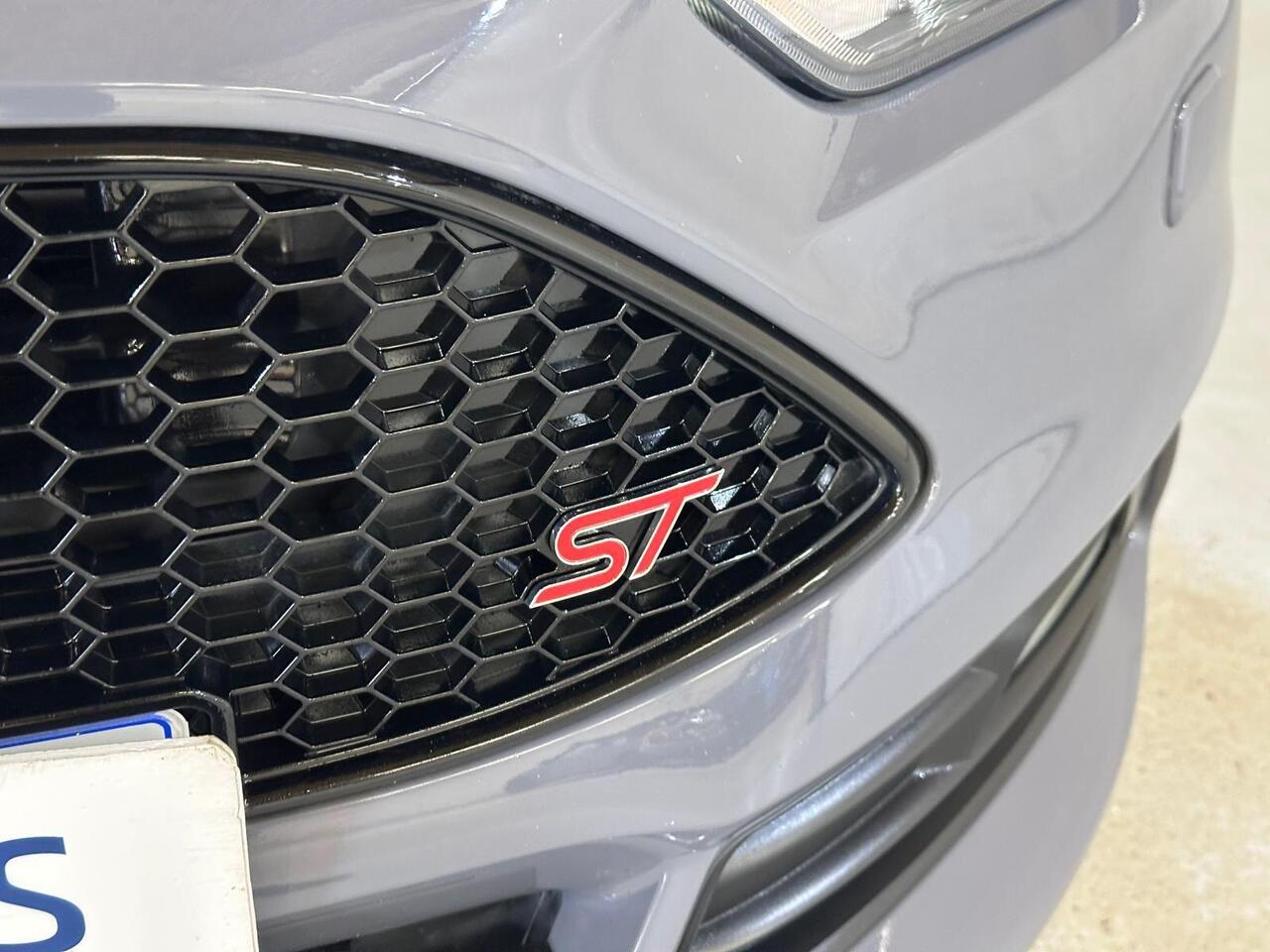 Ford Focus GH18JXT