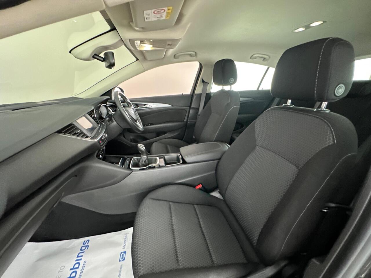 Vauxhall Insignia VO71HRZ