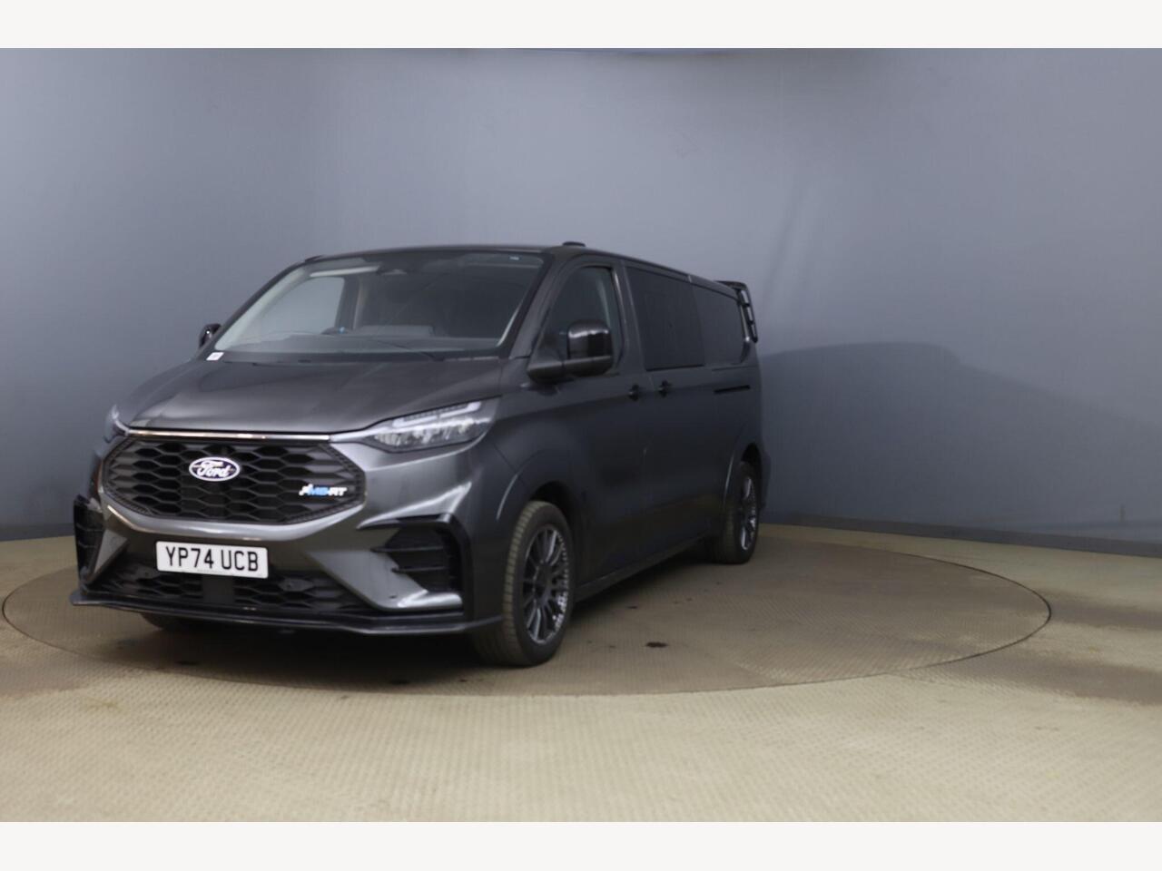 Ford Transit Custom YP74UCB