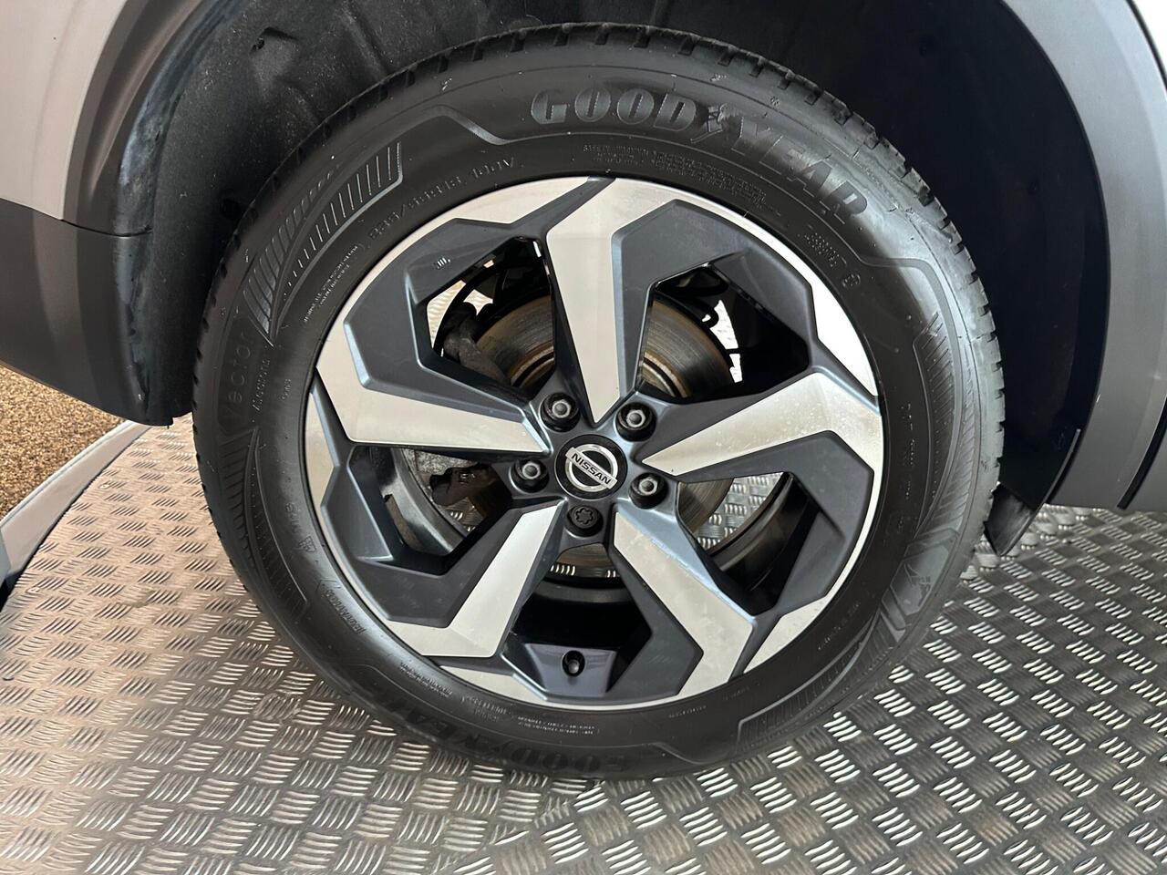 Nissan Qashqai YE22WSN
