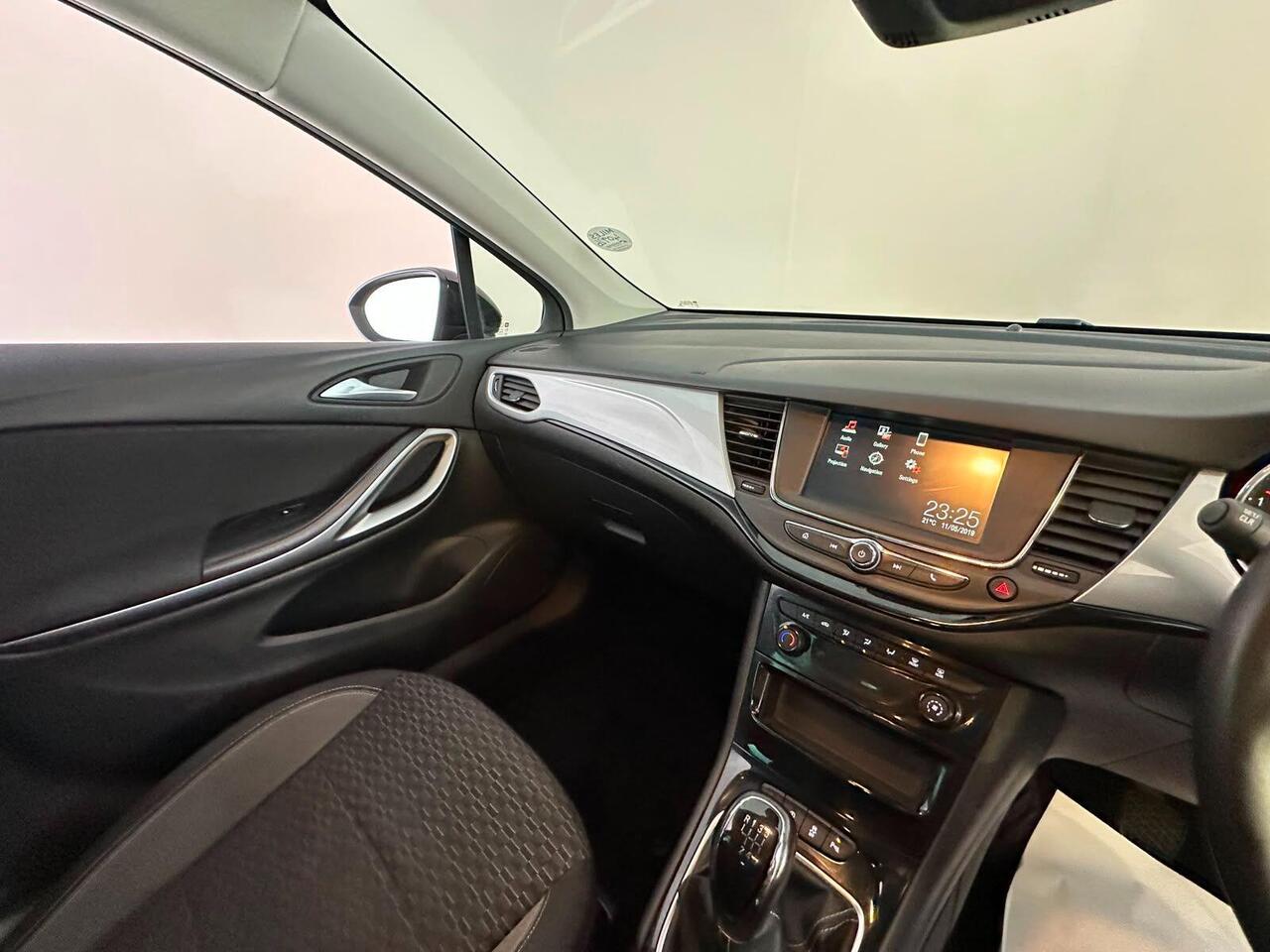 Vauxhall Astra BN20KYY