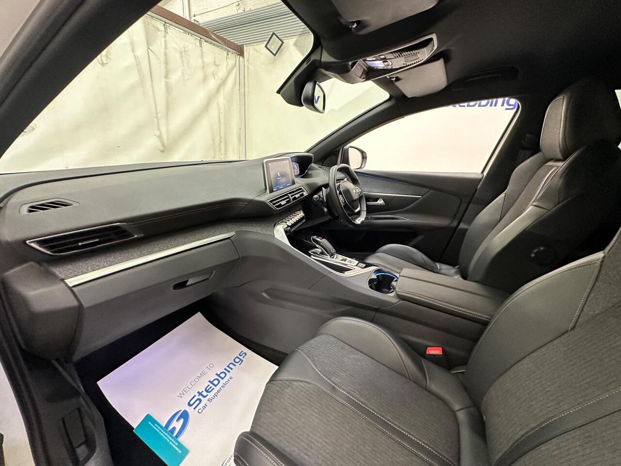 Peugeot 3008 KP69UZV