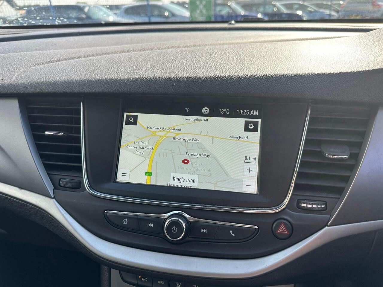 Vauxhall Astra DV68VUO