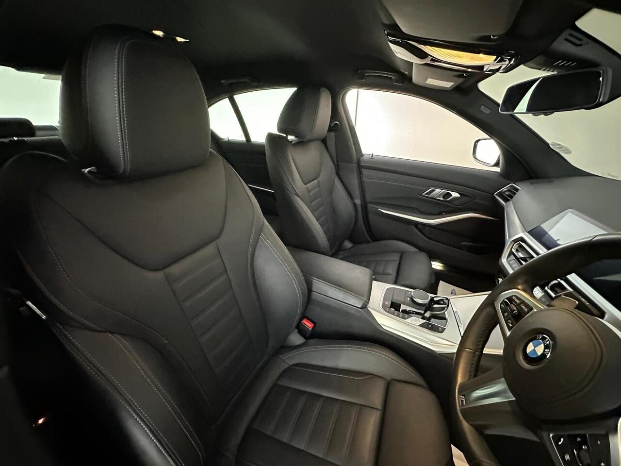BMW 3 Series AP21DVK
