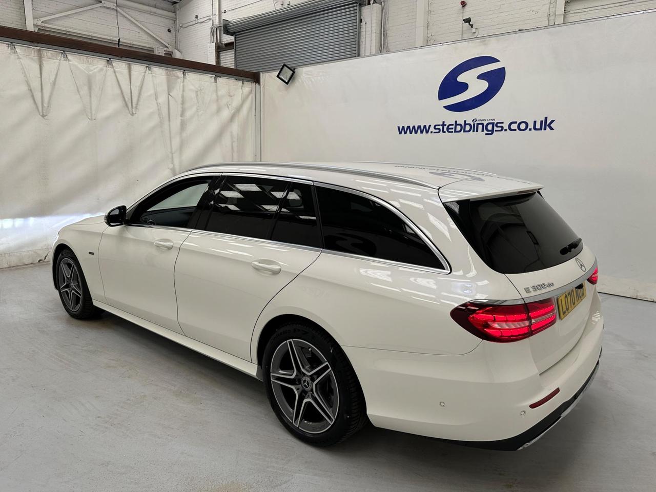 Mercedes-Benz E Class LO70NUB