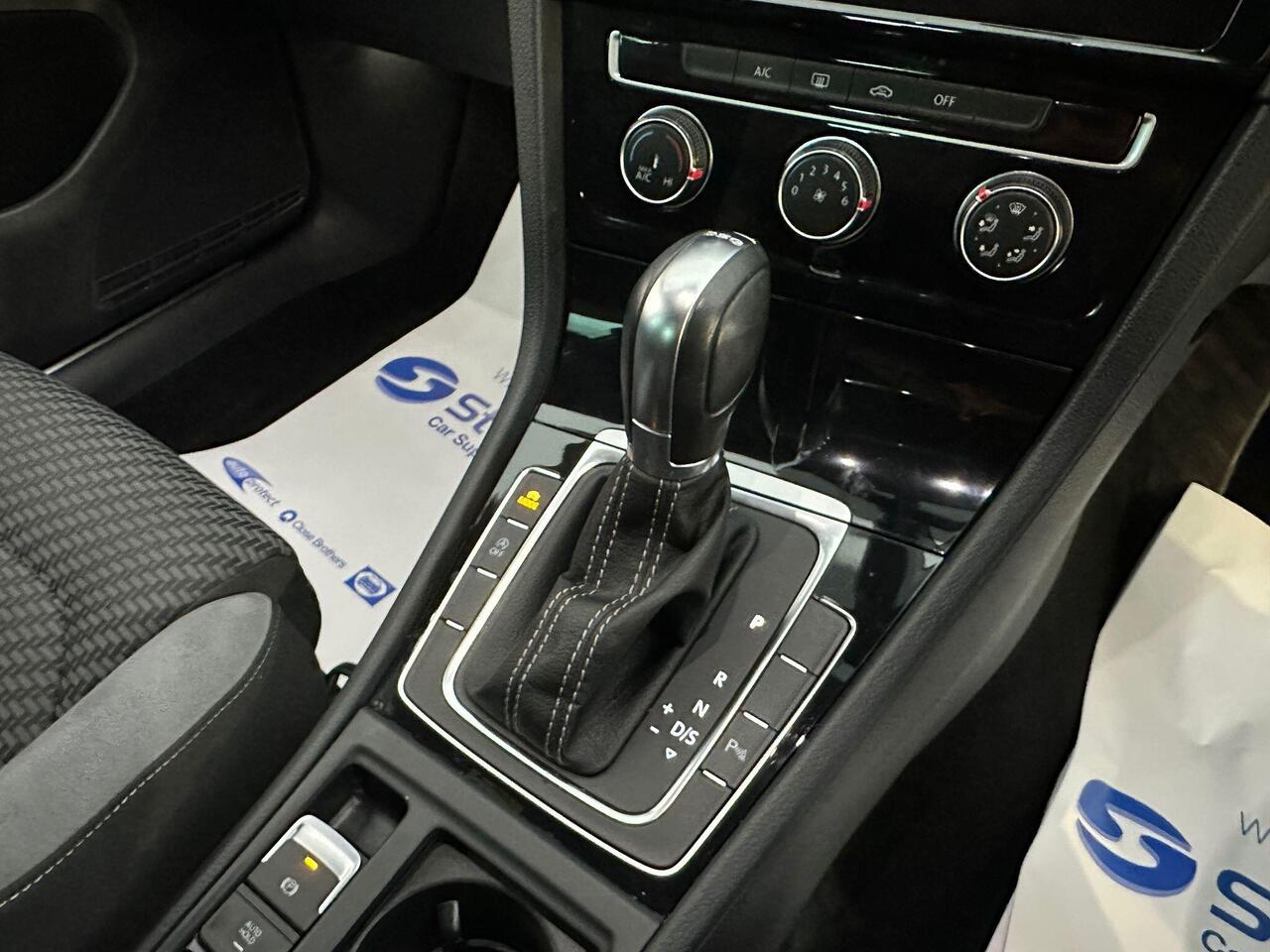 Volkswagen Golf KR19NVV