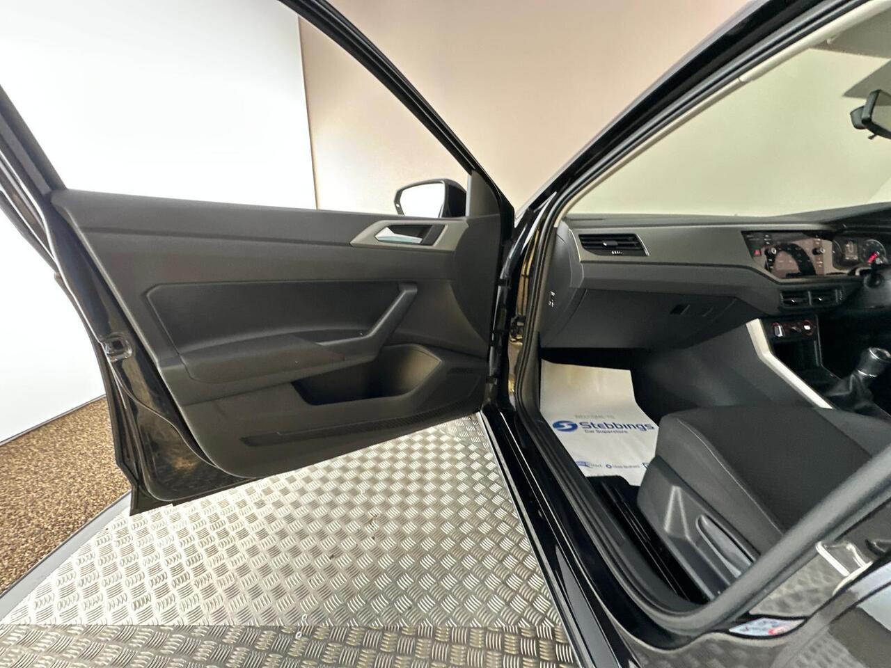 Volkswagen Polo AO18LLA