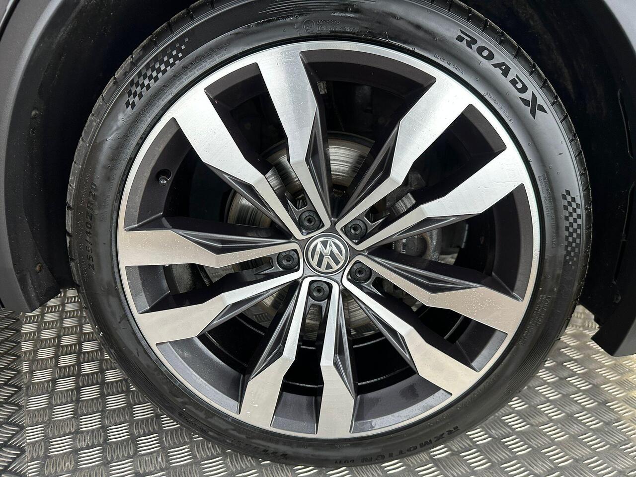 Volkswagen Tiguan HK68BFF