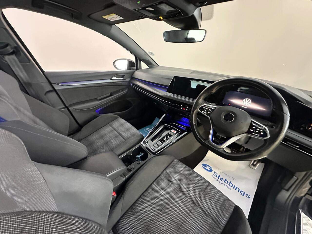 Volkswagen Golf BG72EHC