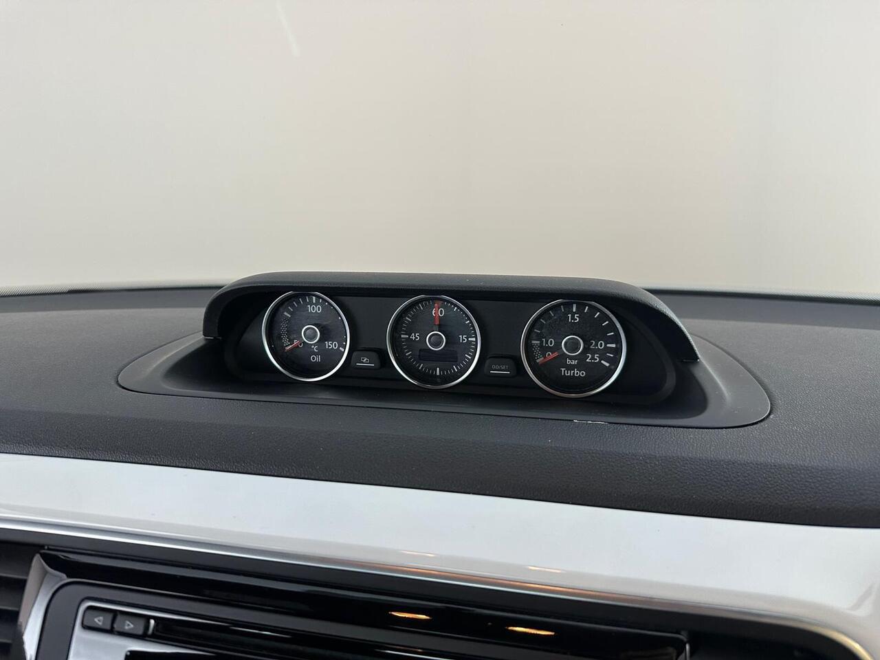 Volkswagen Beetle NA64UNW