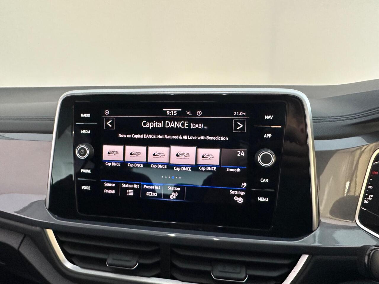 Volkswagen T-Roc GL24VOK