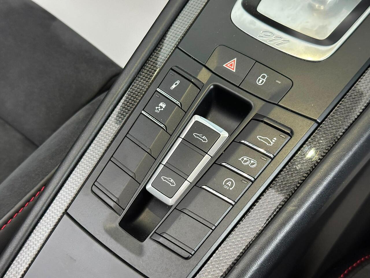 Porsche 911 KE67FNL