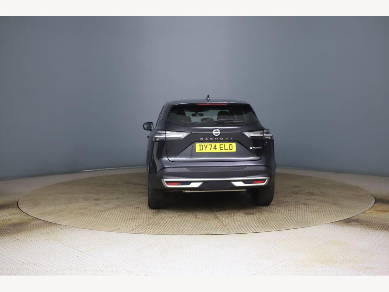 Nissan Qashqai DY74ELO