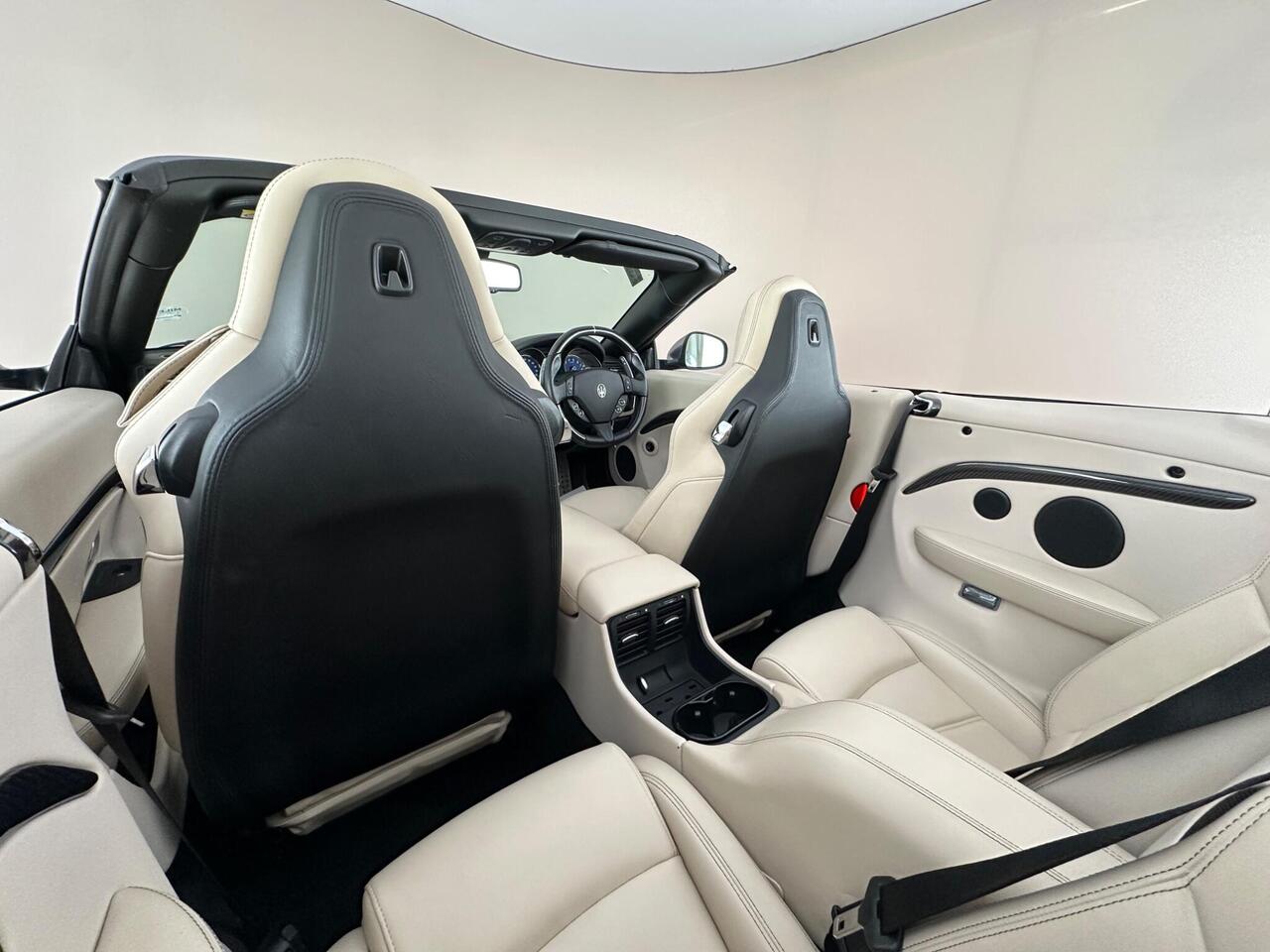 Maserati GranCabrio LM20HRG