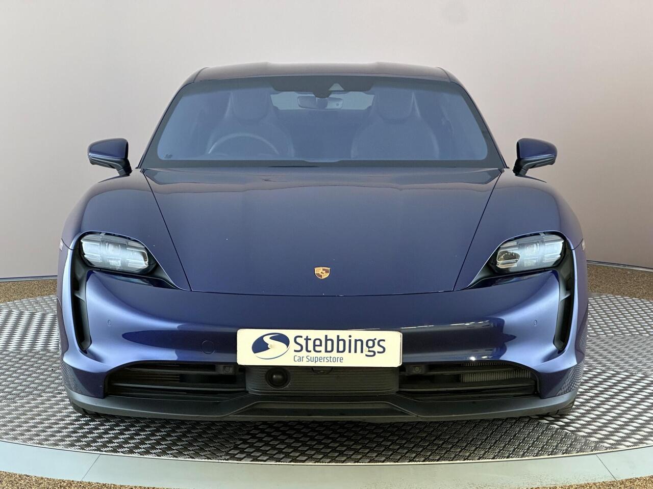 Porsche Taycan EJ22XKN