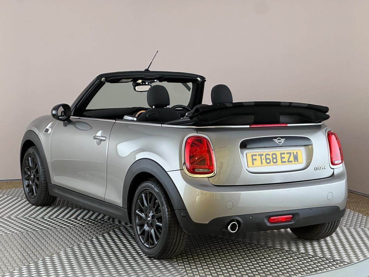 MINI Convertible FT68EZW