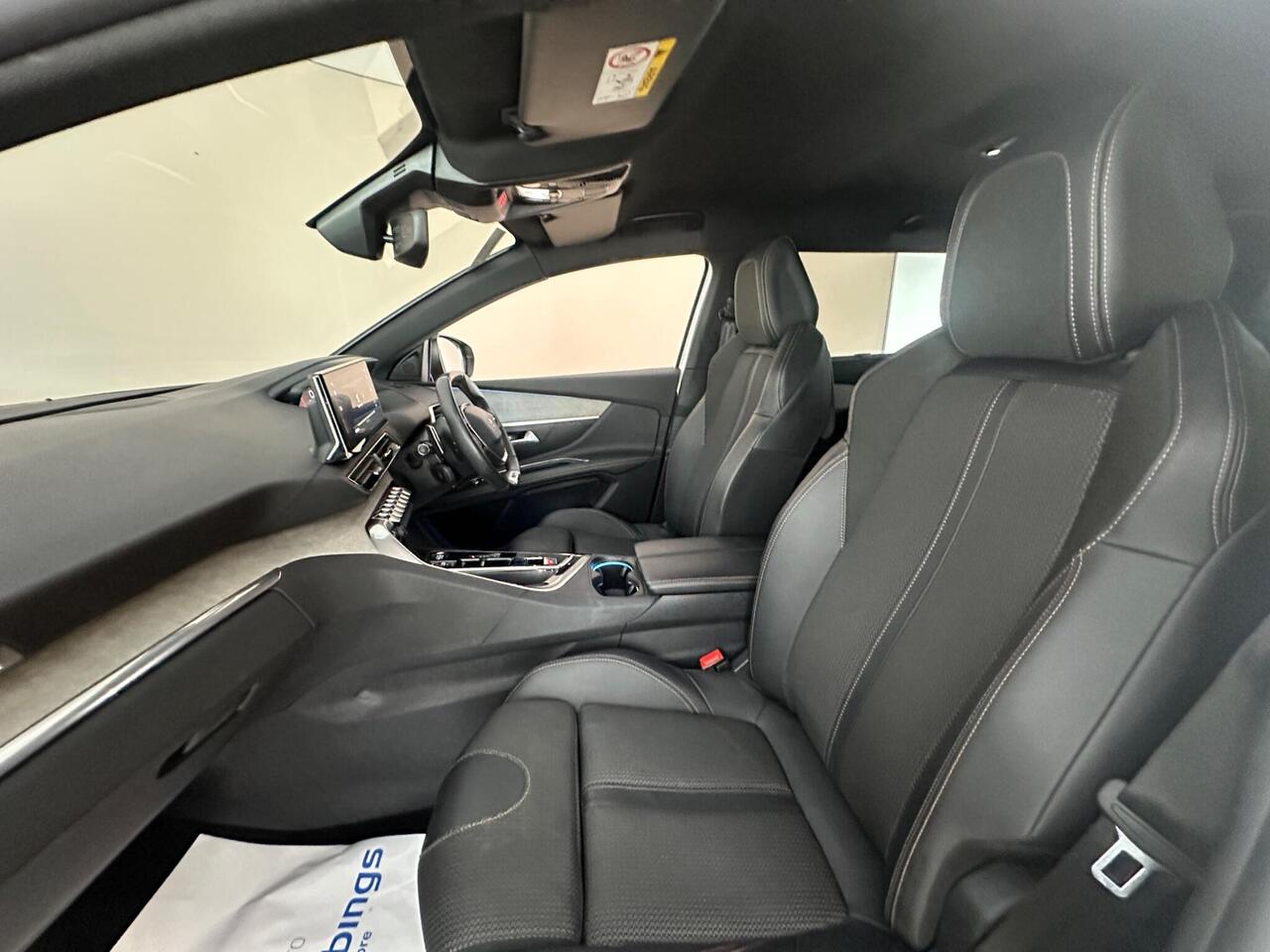 Peugeot 5008 DL23VUJ