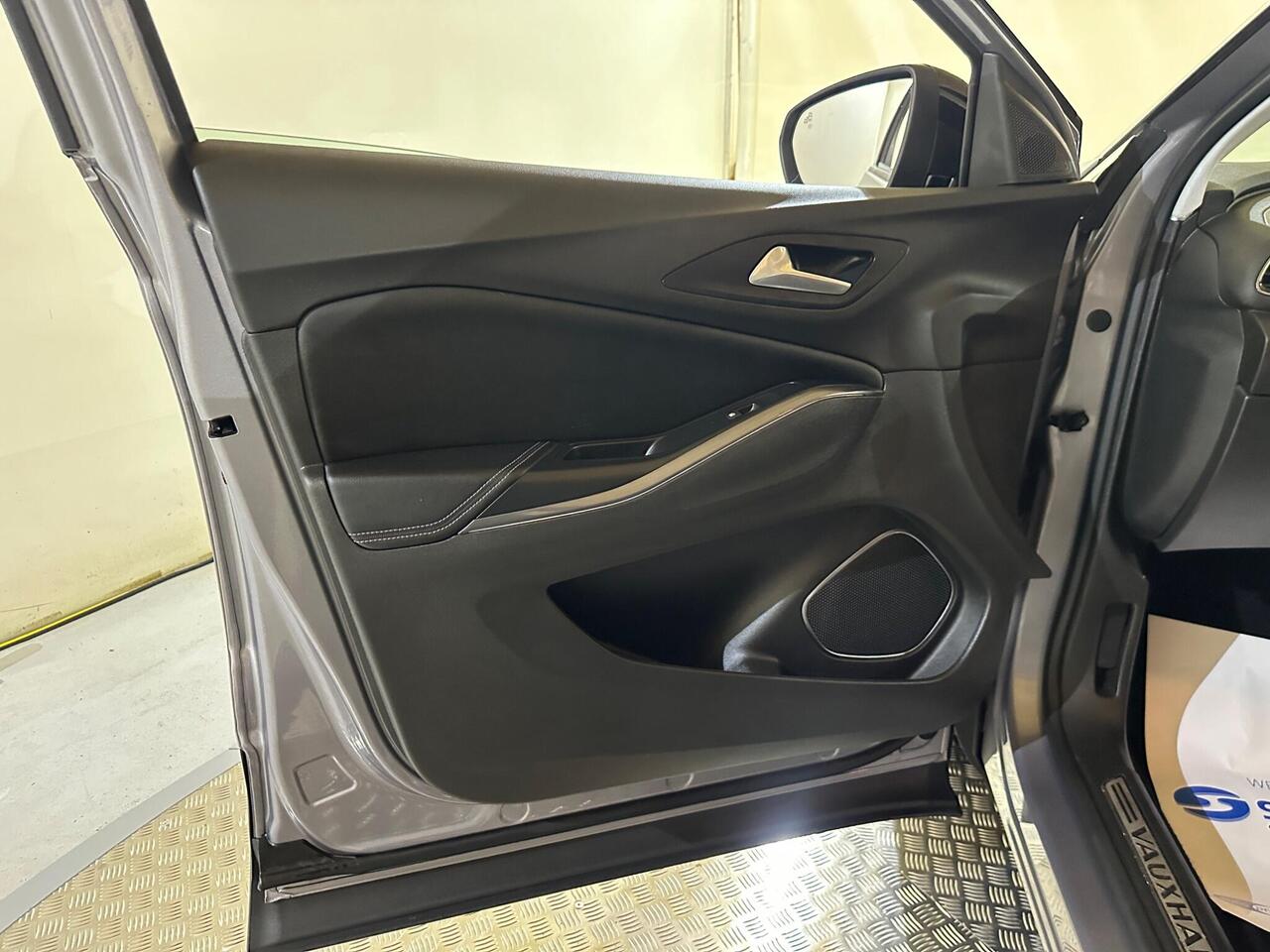 Vauxhall Grandland X VK20RKZ