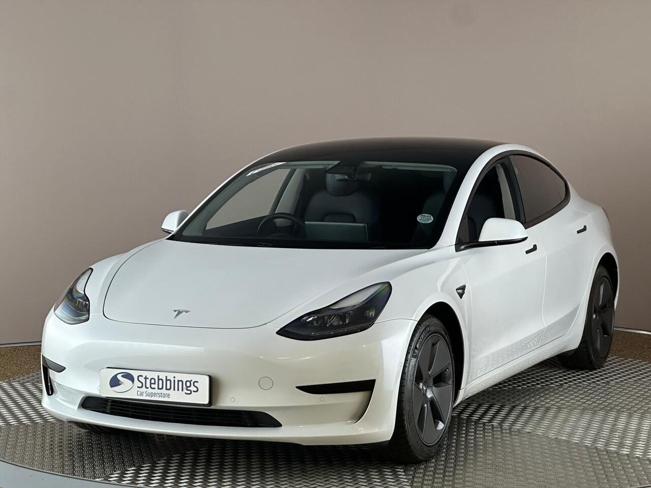 Tesla Model 3 AF72VNT