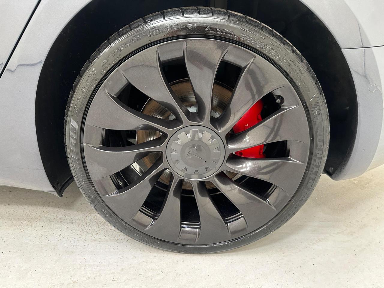 Tesla Model 3 LF71VYC