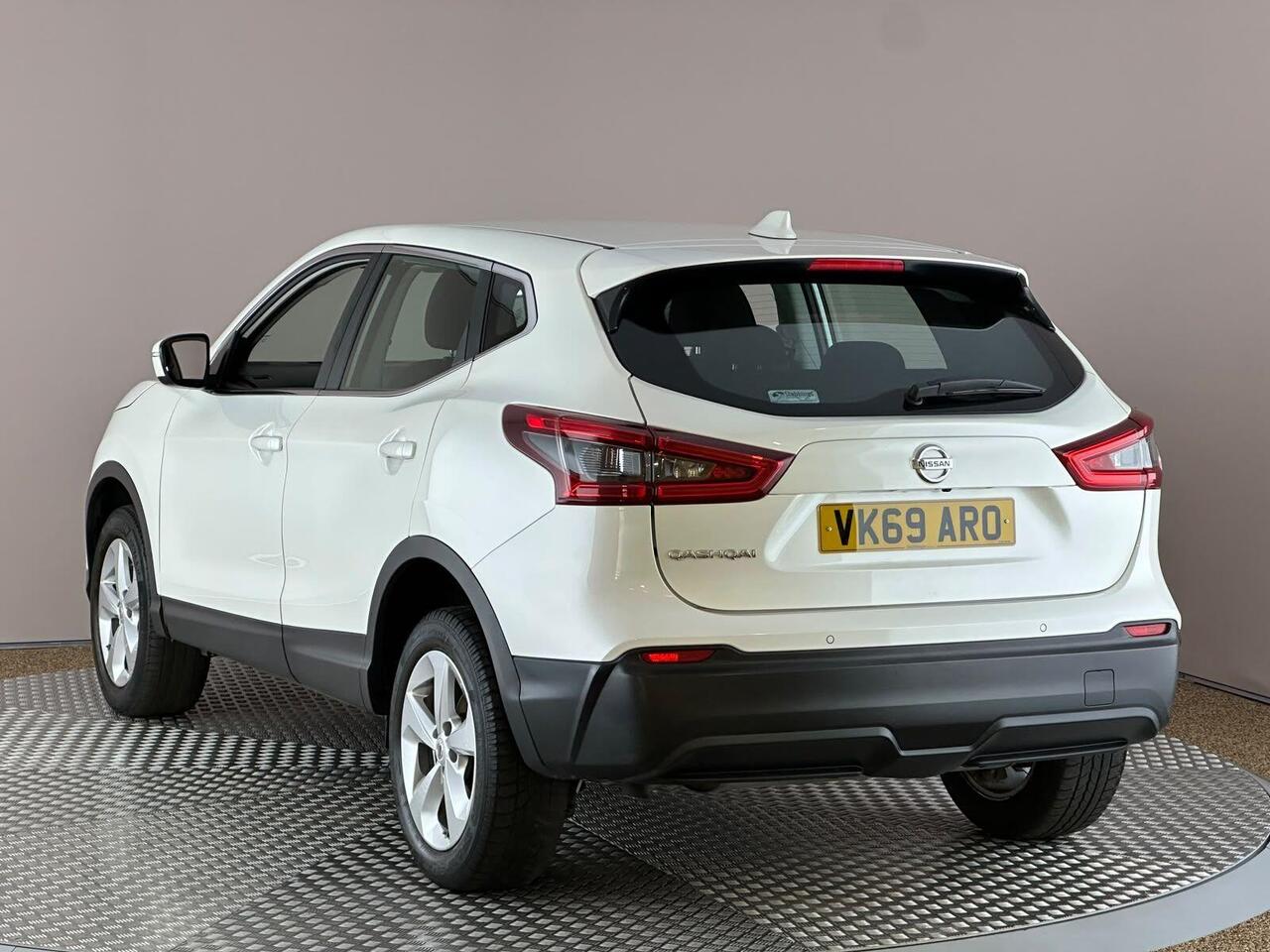 Nissan Qashqai VK69ARO