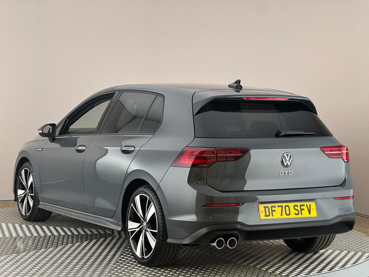 Volkswagen Golf DF70SFV