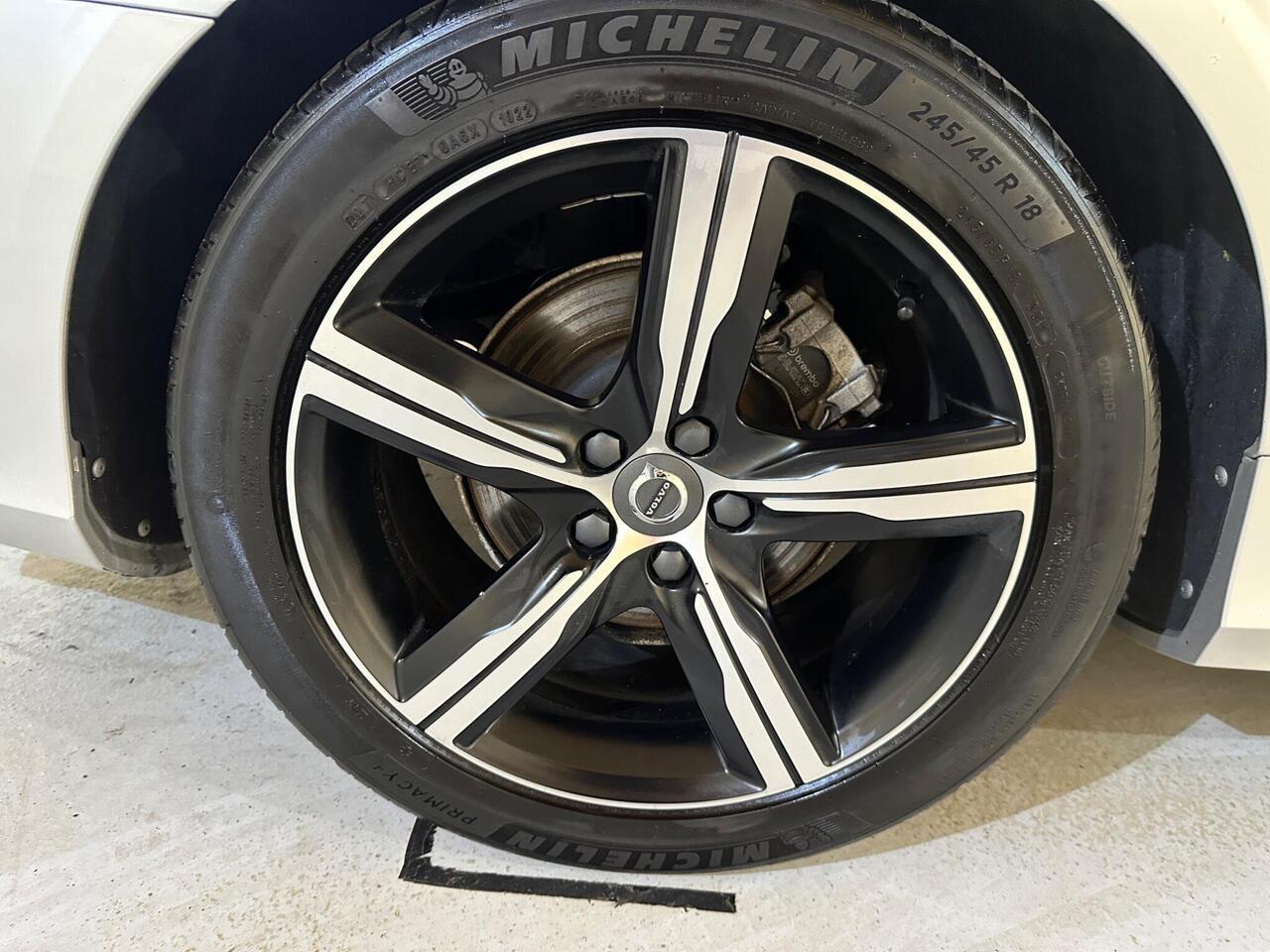 Volvo S90 SF68UOS
