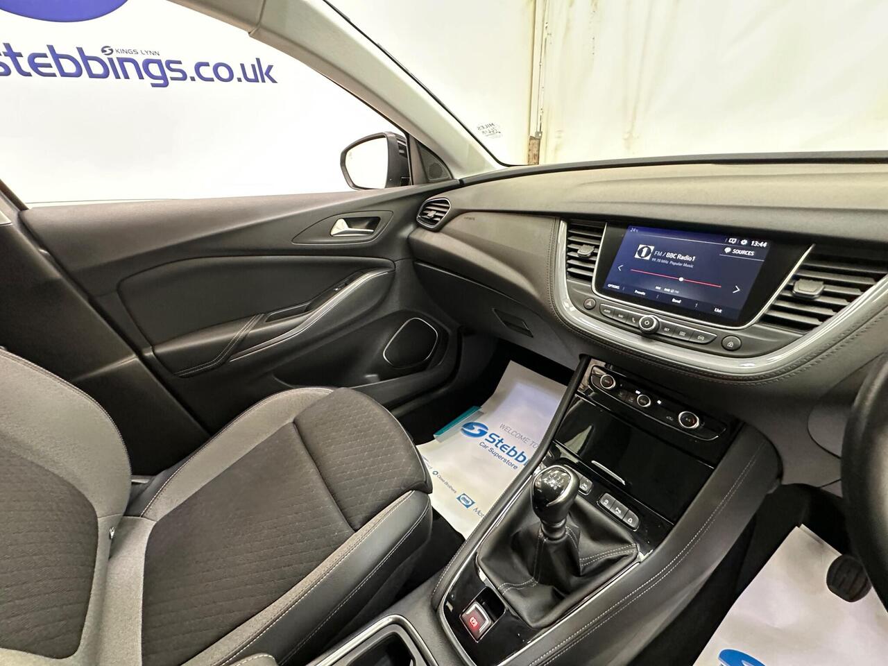 Vauxhall Grandland X EX19SXR