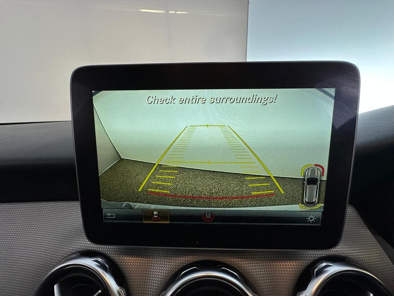 Mercedes-Benz GLA CP18TUA