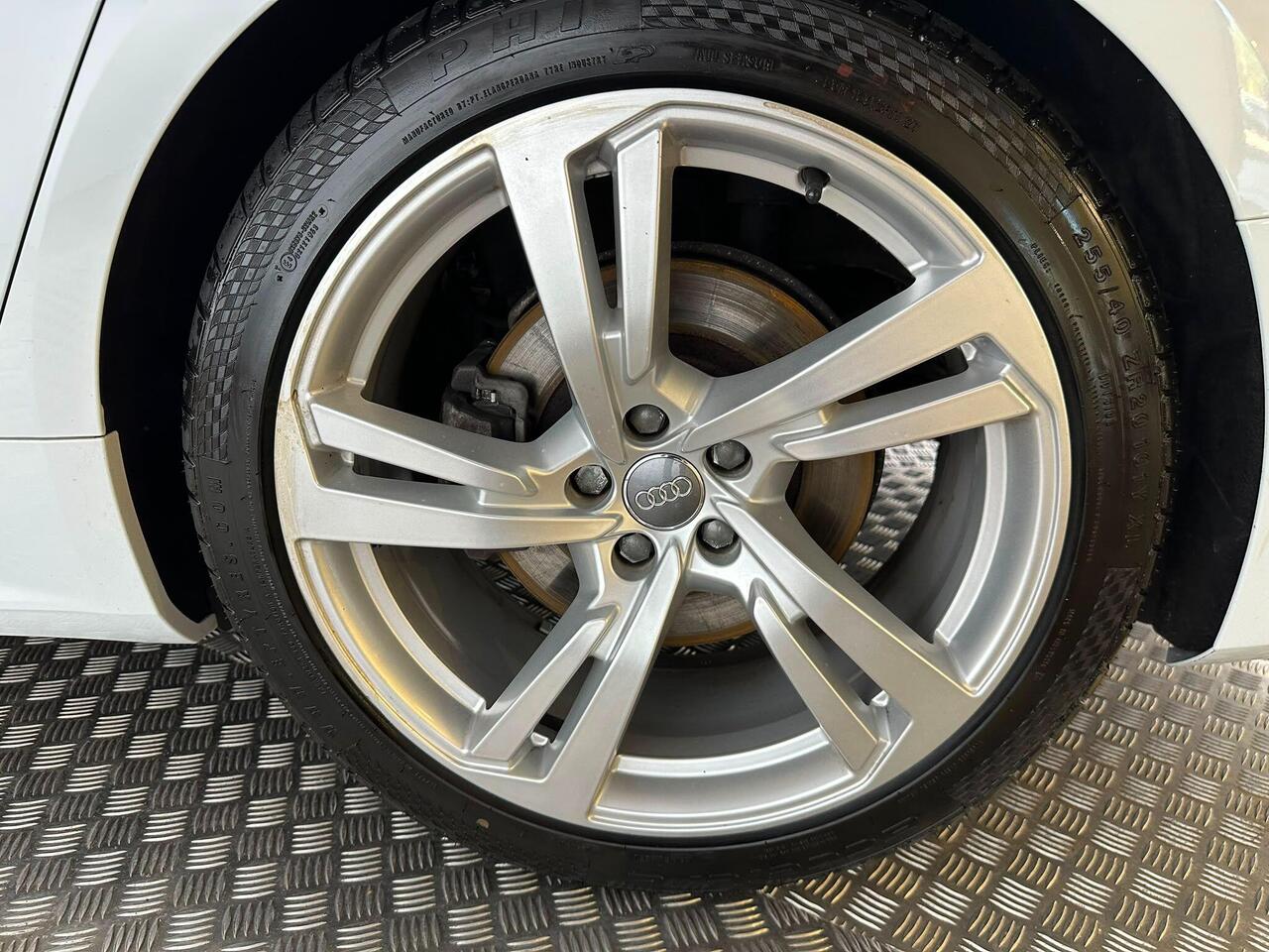 Audi A7 FV19XYC