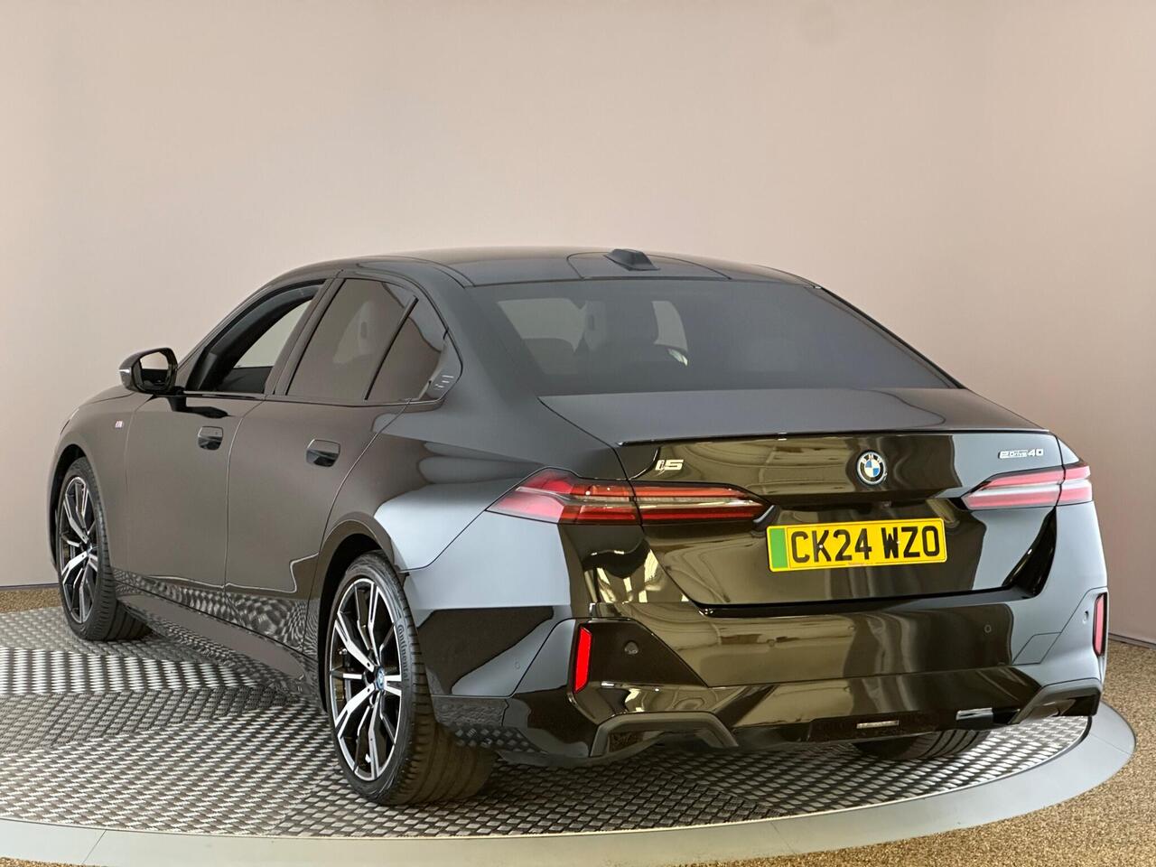 BMW i5 CK24WZO
