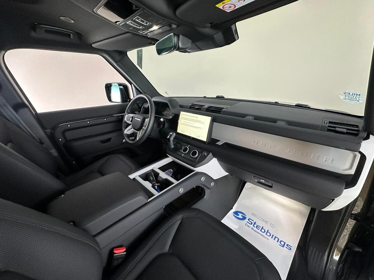 Land Rover Defender 110 FJ25GUH