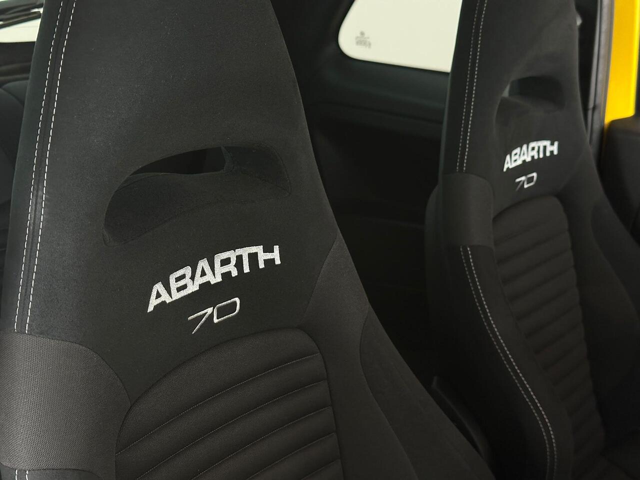 Abarth 595 HJ69ZRR