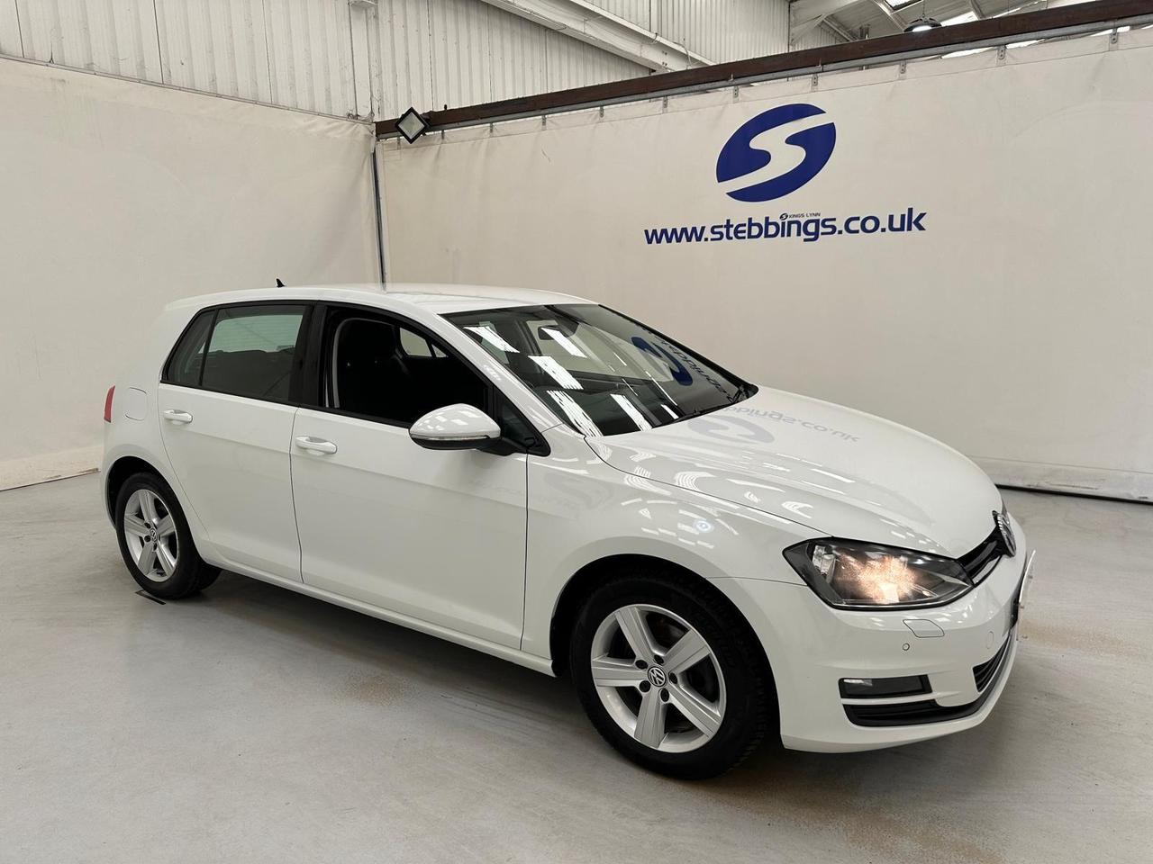 Volkswagen Golf DH66WPE