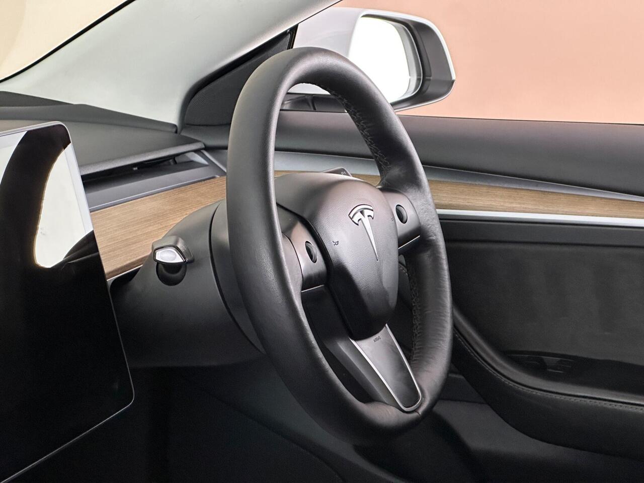 Tesla Model 3 AF72UWA