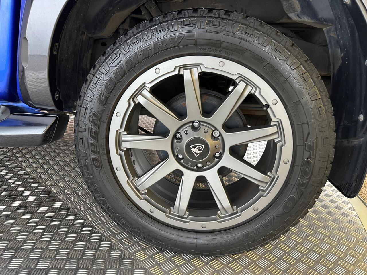 Isuzu D-Max BW23FXX