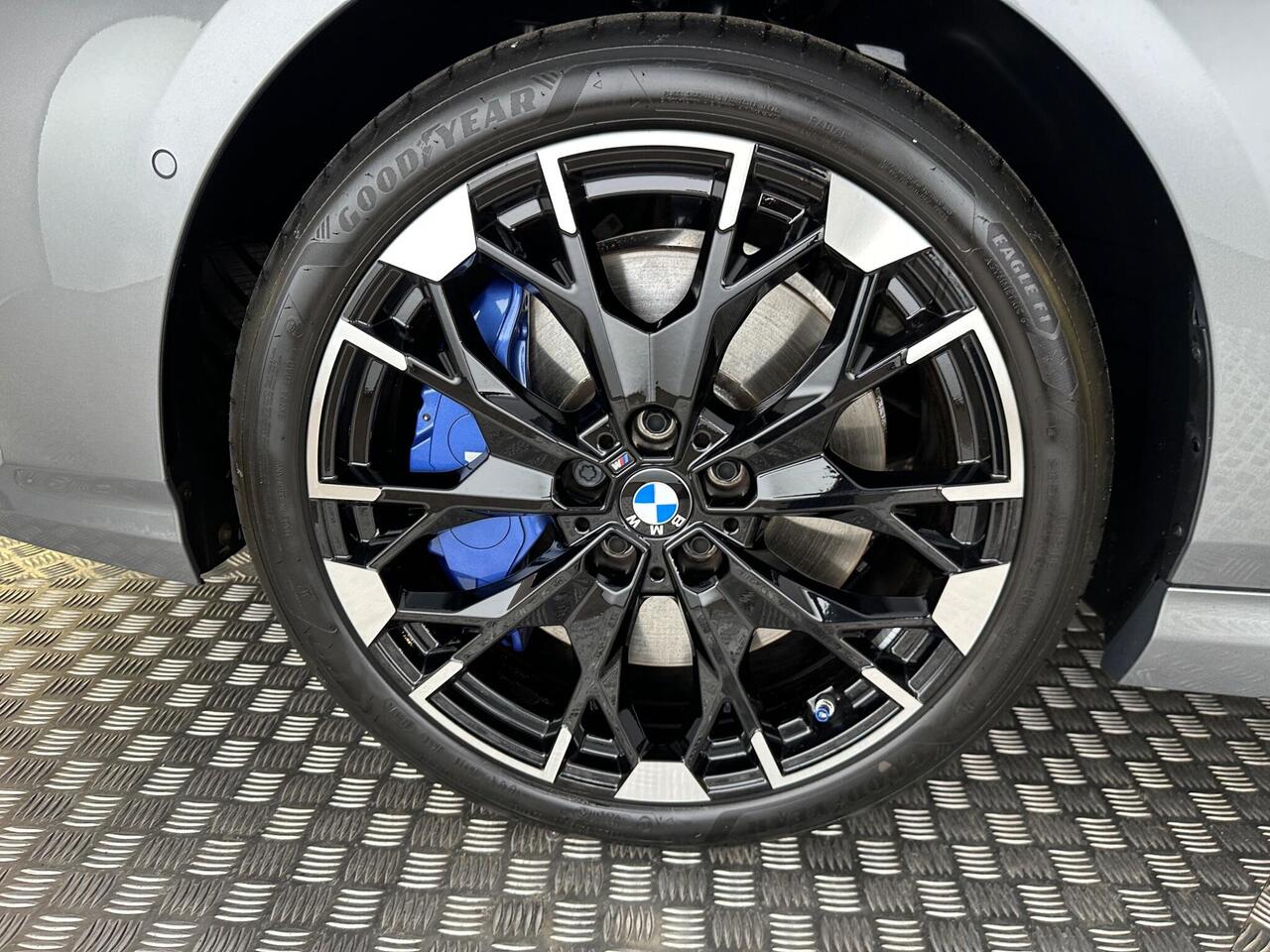 BMW 1 Series AK25JYJ