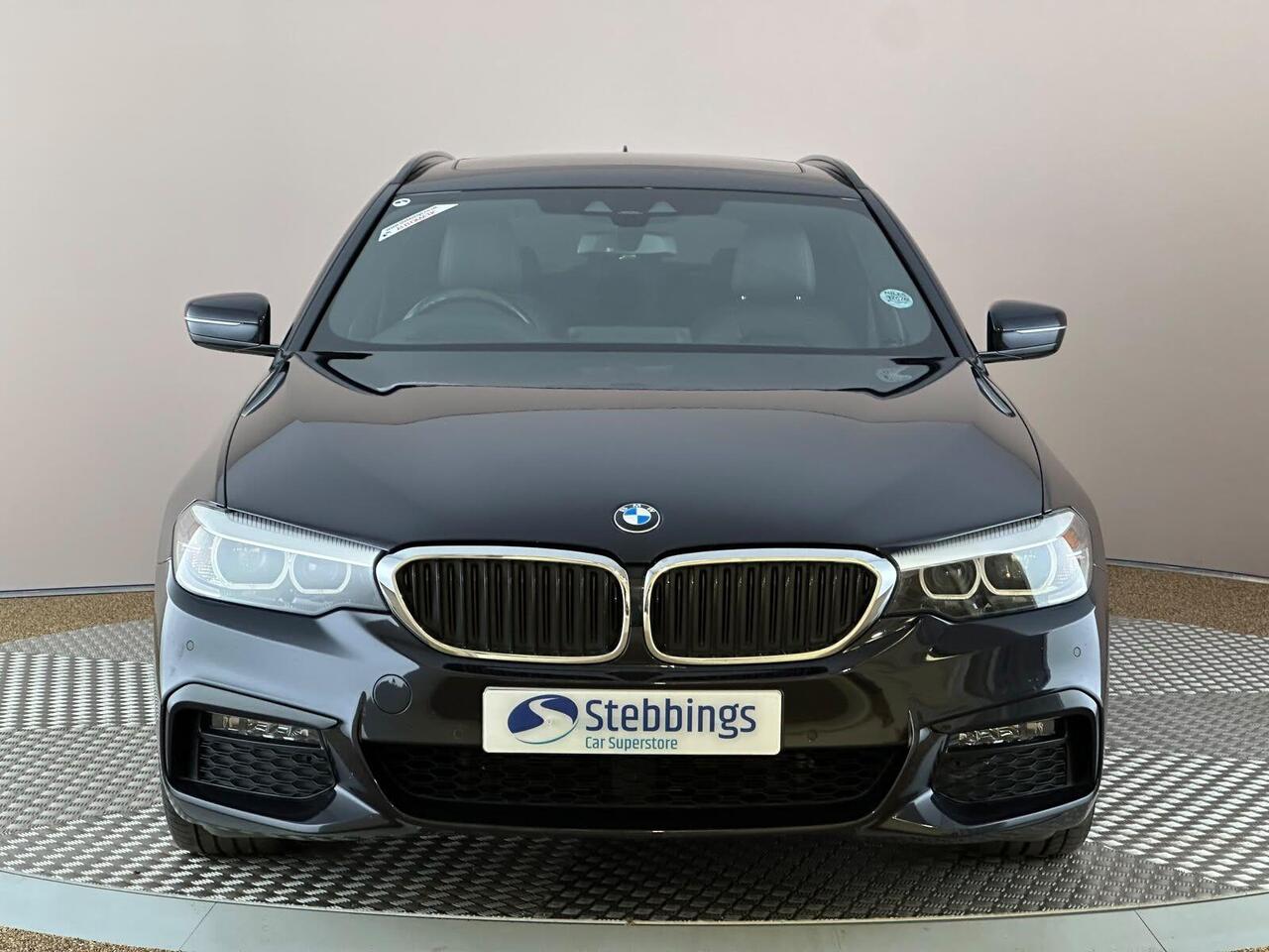 BMW 5 Series YB69BXN