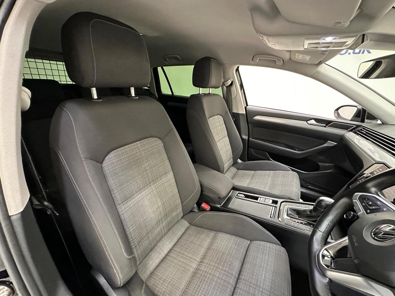 Volkswagen Passat VN69VMY