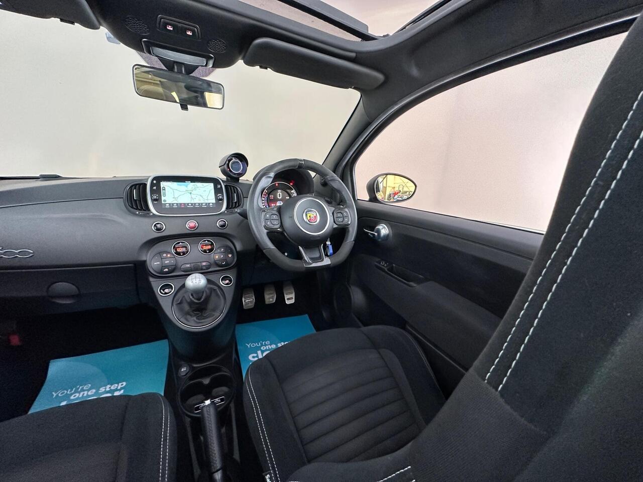 Abarth 595C RO22DDX
